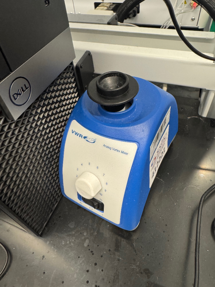 Image of VWR Analog Vortex Mixer